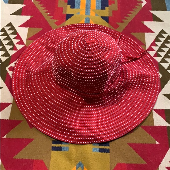 π SOLD white stitching sun hat π - Picture 1 of 3